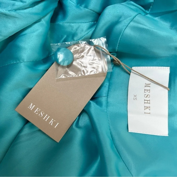 NWT Meshki 2 Piece Set Satin Blazer Jacket and Pants Size XS Full Suit - Picture 9 of 15